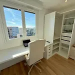 Ouest Privees Modernes Tv Wifi Bureau En Colocation ニース