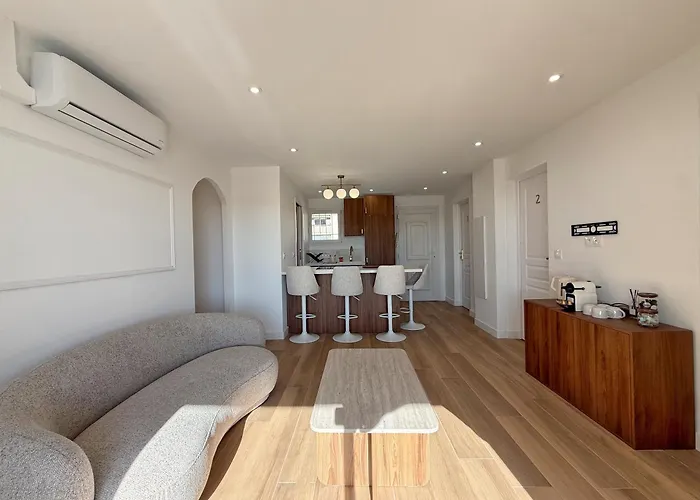 Ouest Privees Modernes Tv Wifi Bureau Alloggio in famiglia Nizza