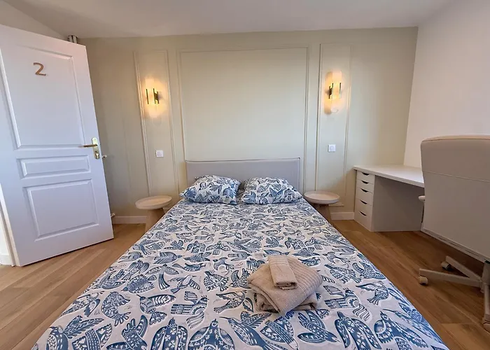 Ouest Privees Modernes Tv Wifi Bureau Nizza