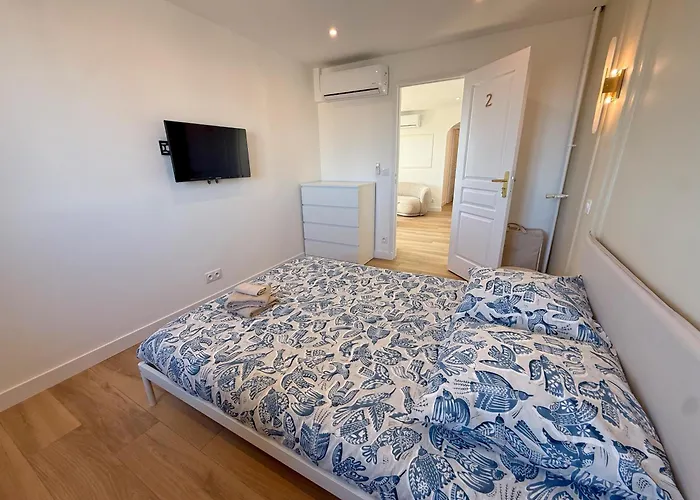 Ouest Privees Modernes Tv Wifi Bureau Nizza