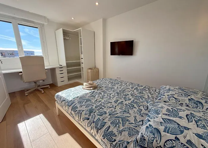 Ouest Privees Modernes Tv Wifi Bureau Nizza