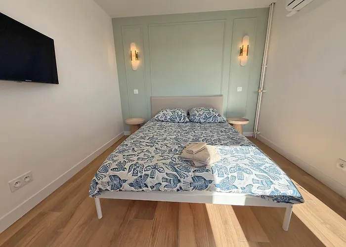 Ouest Privees Modernes Tv Wifi Bureau Nizza